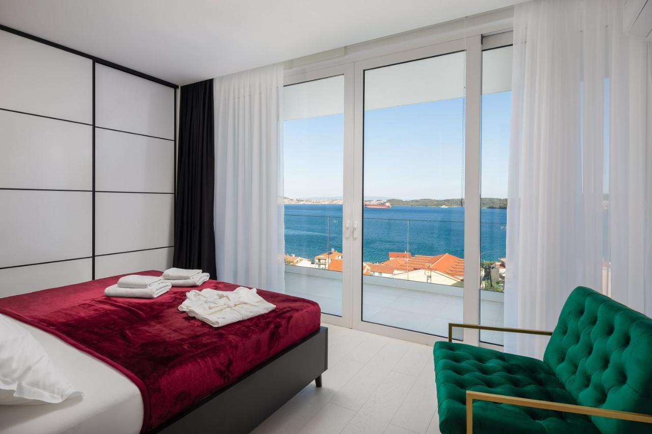 Villa Adria View With Heated Pool I Трогир Екстериор снимка