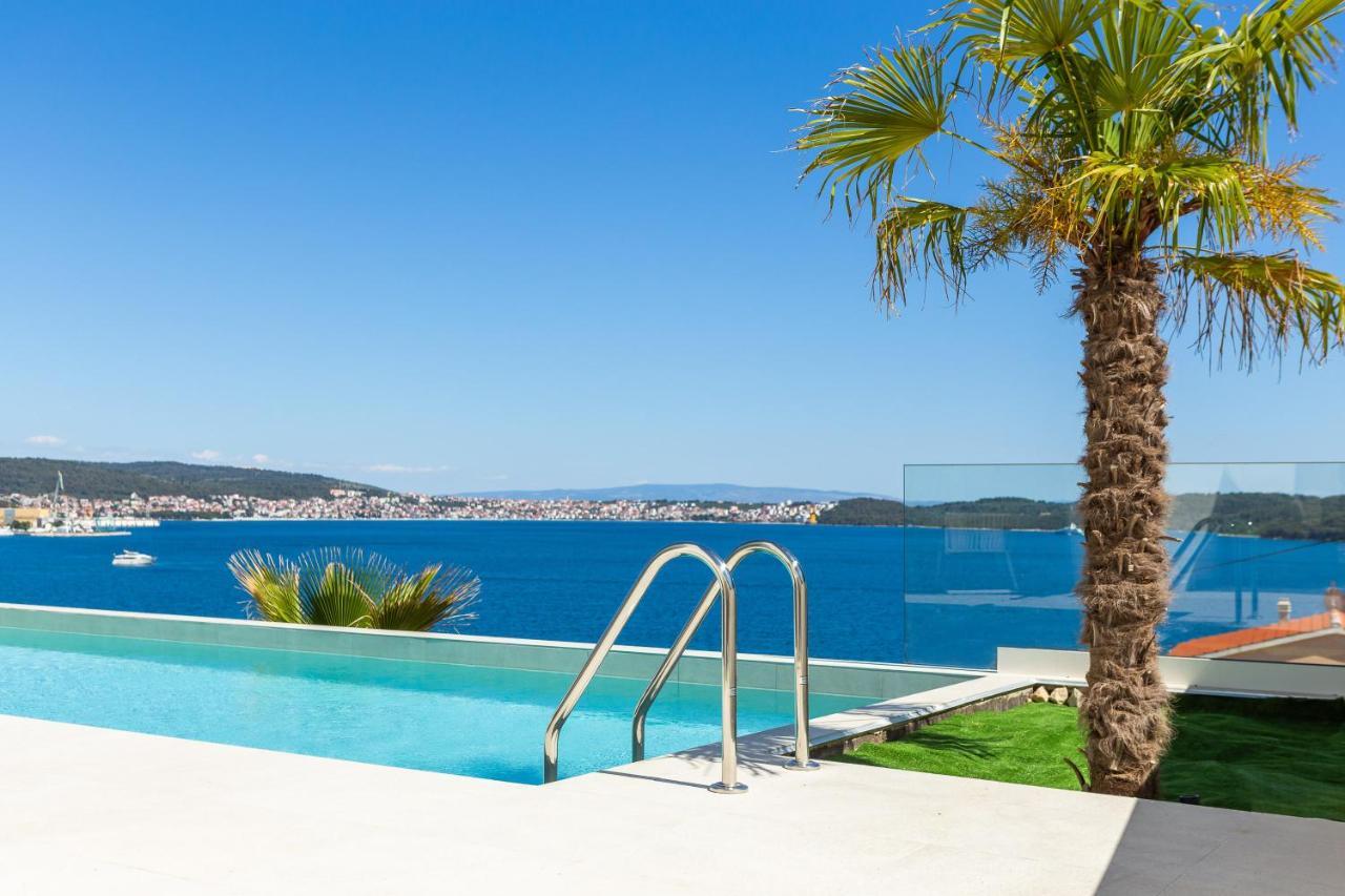 Villa Adria View With Heated Pool I Трогир Екстериор снимка