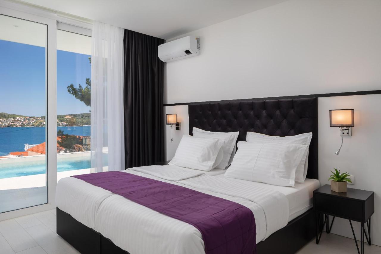 Villa Adria View With Heated Pool I Трогир Екстериор снимка